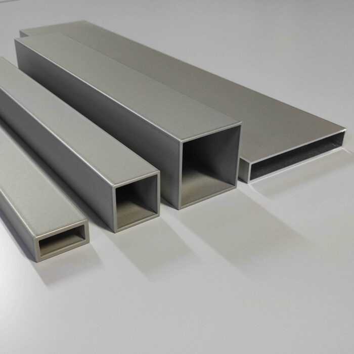 Zwakheid Norm japon Grijze aluminium kokers lengte 6000mm - Metalsign